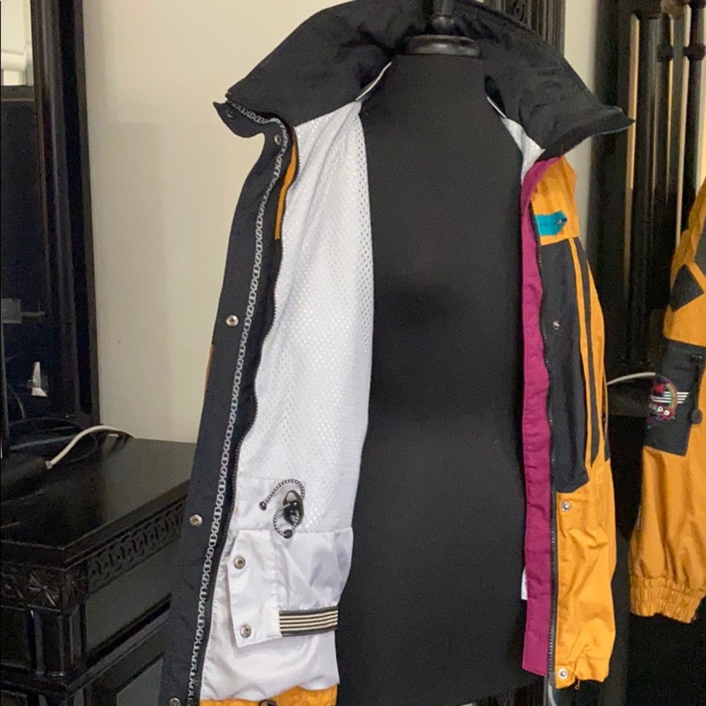 Helly Hansen Fall Winter Jacket - image 6